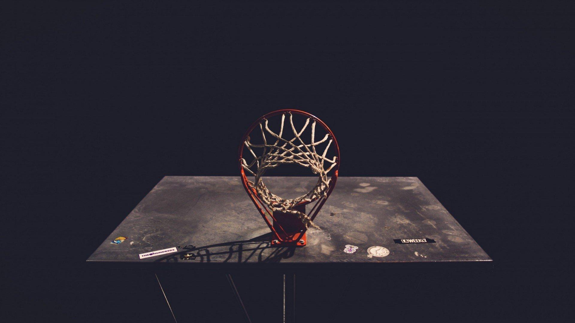 西媒曝皇马续约维尼修斯陷僵局 内部焦虑加剧 或将转向哈兰德引发锋线巨变