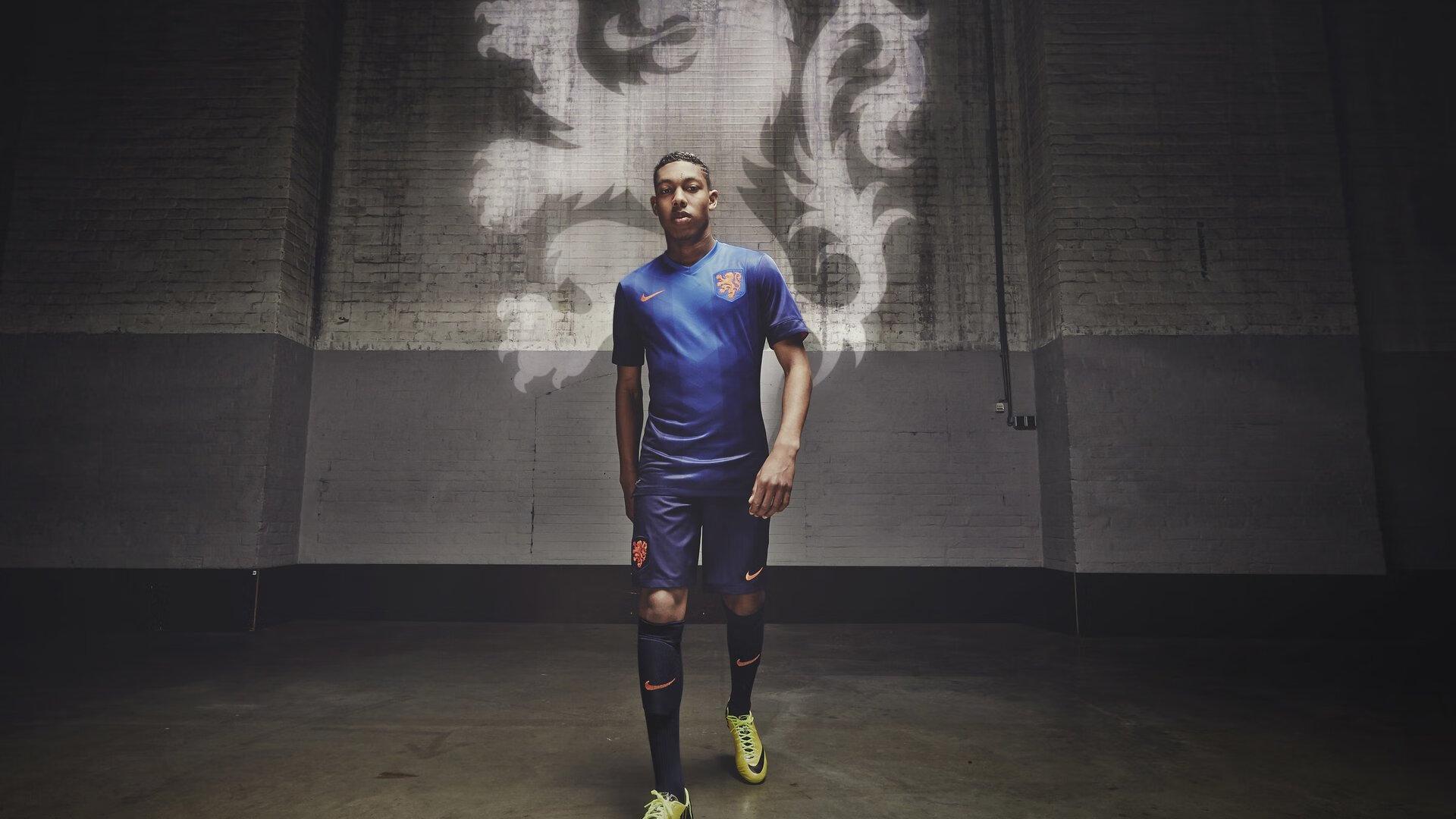 穆里尼奥温情回归斯坦福桥，家一般的熟悉感，与刀锋般的竞争心